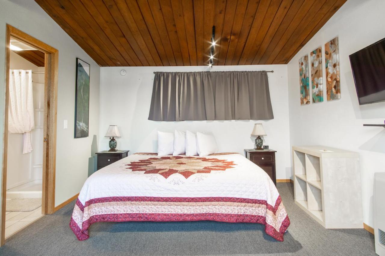The Pioneer Motel Палмер Екстер'єр фото
